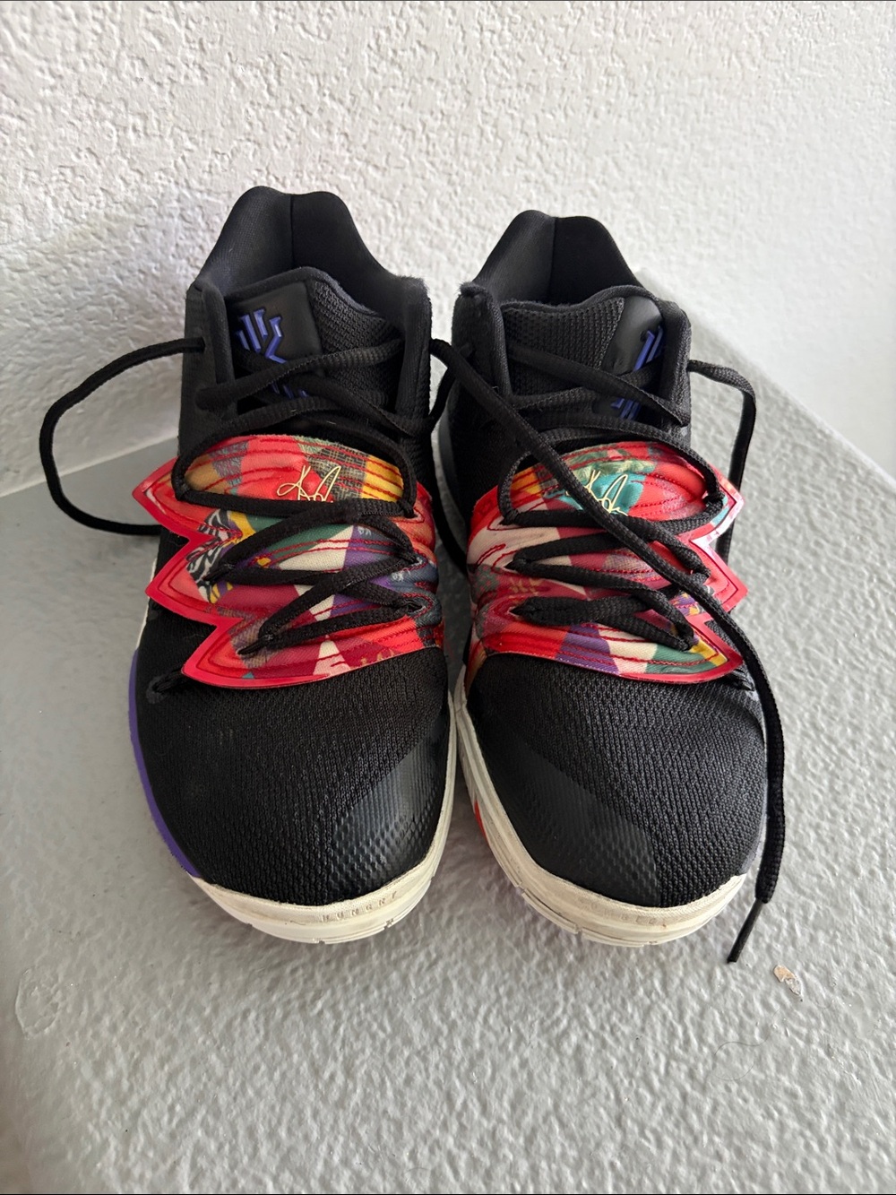 Nike Kids Black Basketball Shoes with Multicolor Kyrie 5 Chinese new year